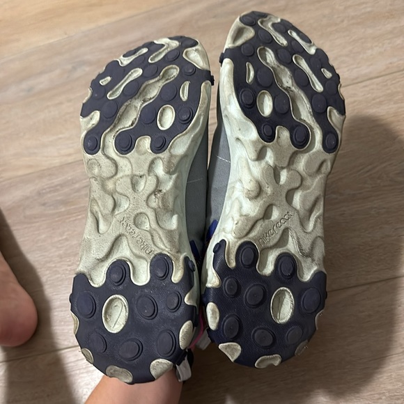 Nike React Element 55
Wolf Grey Multi-Color (Women's) size 9 - Picture 5 of 5